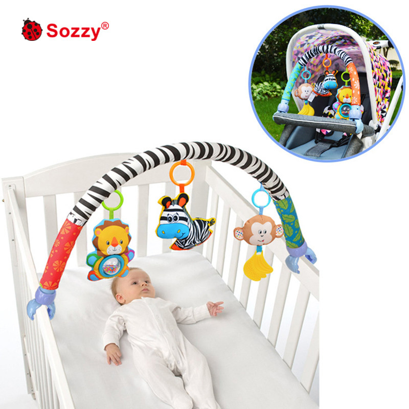 sozzy新生宝宝车夹玩具安抚婴儿床上装饰多功能摇铃推车挂件可夹