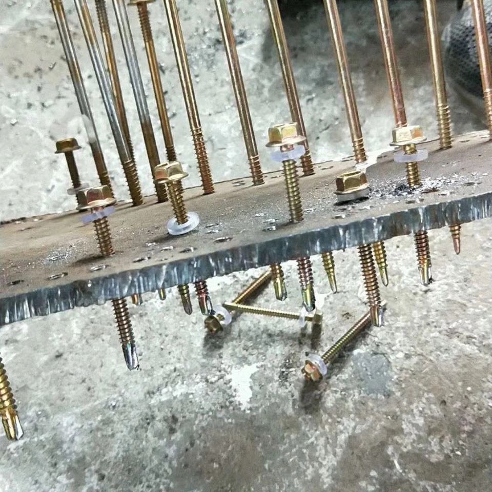 整箱包邮外六角钻尾丝彩钢瓦钻尾自攻自钻螺丝燕尾螺丝钻尾螺钉