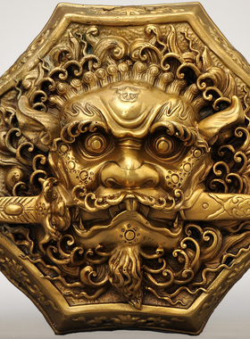 黄铜八角狮头摆件铜兽头风水八卦狮咬剑挂件铜狮子睚眦墙饰门饰品