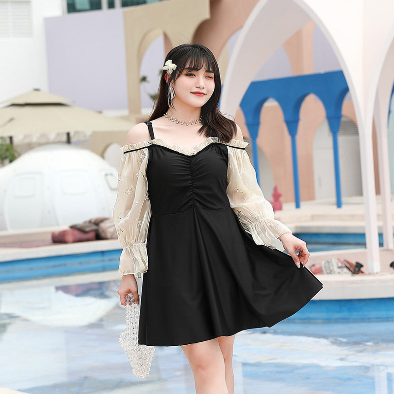 加肥特大码泳衣女胖mm200斤保守连体遮肚显瘦250防嗮长袖仙女300