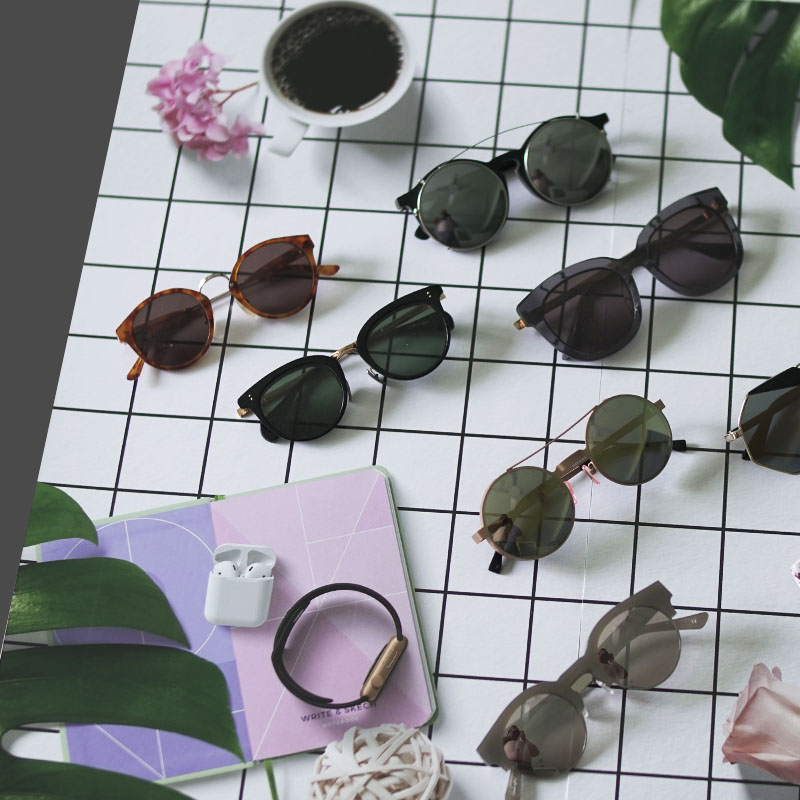 眼镜店装饰柜台陈列背景太阳镜拍摄道具海报情景挂画开业促销展示