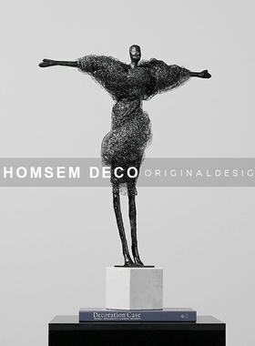 简约现代轻奢抽象人物雕塑摆件样板房F间软装饰品售楼处人像摆设