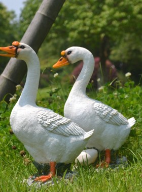 花园别墅庭院摆饰园林景观水池假山F装饰田园小白鹅情侣动物摆件