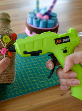 锂电胶枪无线热熔胶枪60w11mm充电式电熔胶枪家用儿童手工制作7mm