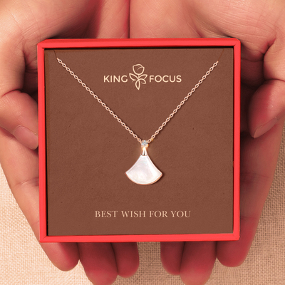 生日礼物仪式感送女朋友女生实用高级感轻奢高档节日X教师节送老