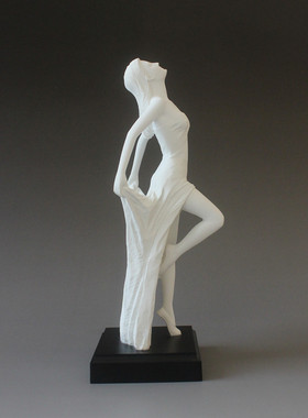 创意现代简约美女人物抽象雕塑艺术家居摆设办公室内新房客厅摆件