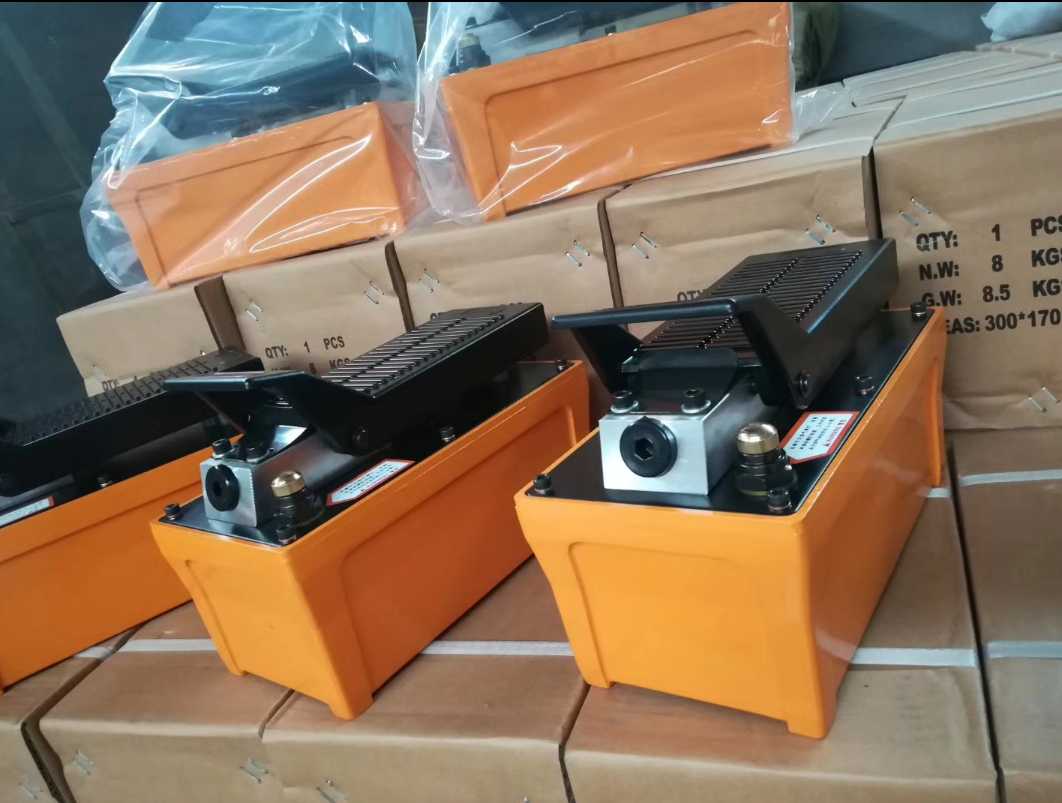 汽修工具汽保工具 压胎器配件油泵 轮胎螺丝拆装机配件油泵