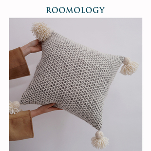 摩洛哥手工纯羊毛编织Pompom毛球抱枕靠枕沙发靠垫 Roomology