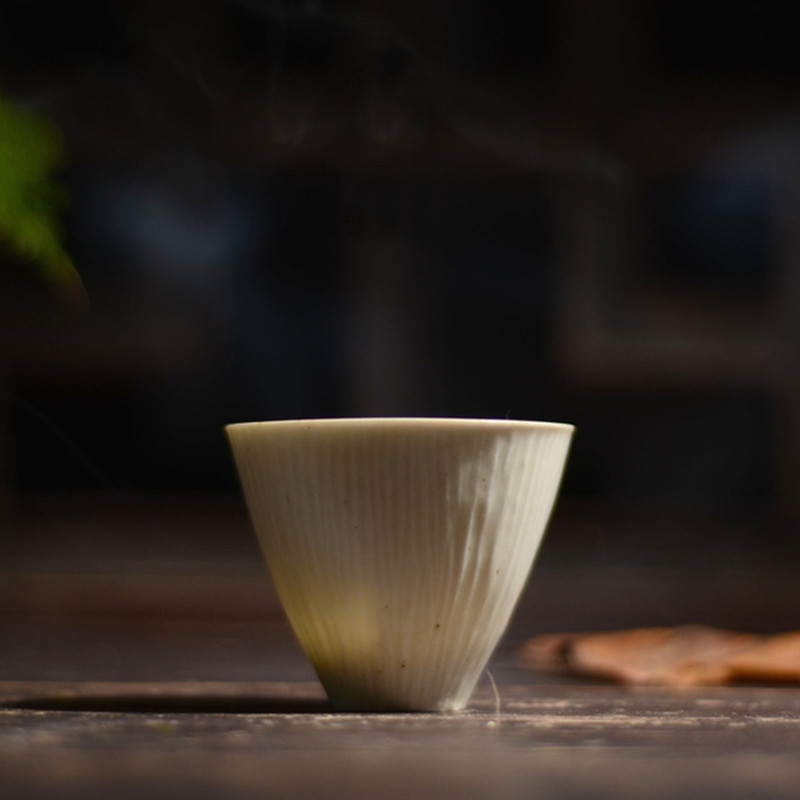 草木灰主人杯草木灰釉小茶杯纯手工灰白色陶瓷素雅品杯单杯品茗杯