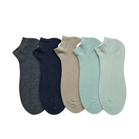 Qichomou 3 đôi vớ thuyền nam mùa hè mỏng phần cotton thấp để giúp vớ ngắn nam màu nền rắn phần kinh doanh đơn giản - Vớ nam vớ gucci