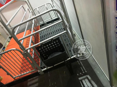现货母猪产床防滑垫橡胶垫母猪位垫子加大加厚隔凉保温垫防夹奶头