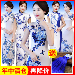 青花瓷旗袍长款 改良连衣裙2021新 走秀中国风礼仪演出服胖Emm大码