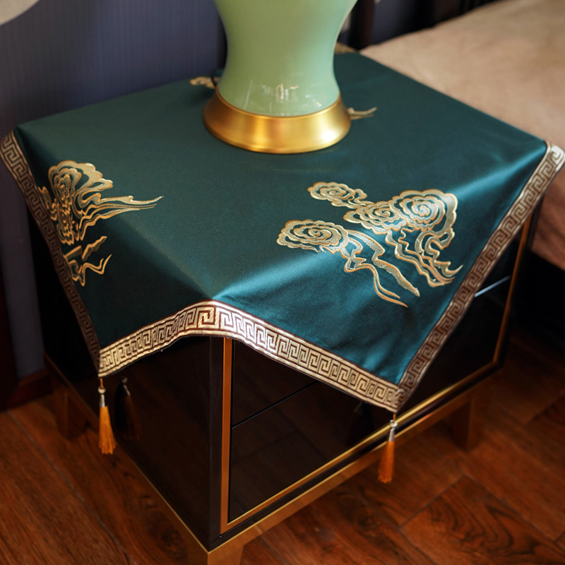 桌布桌旗布艺中式祥云刺绣餐桌布防水高档床头柜盖布新款台布奢华