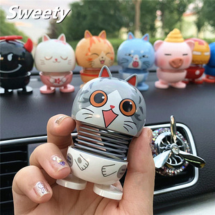 小猫咪卡通弹簧小人招财猫小猪猪笑脸表情摇头公仔汽车摆件装 饰品