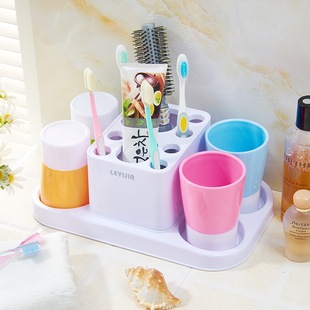 四口之家洗漱杯套装 牙刷置物架刷牙漱口杯子 家用免打孔简约摆台式