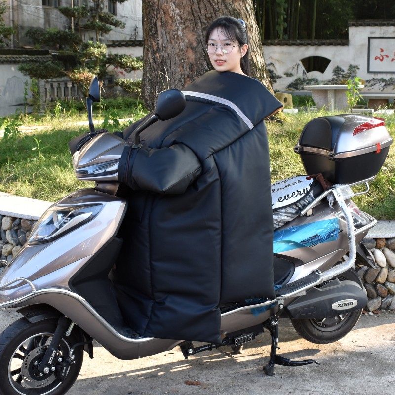 电动车挡风被冬季加绒加厚加大防水PU皮革电瓶踏板摩托连体挡风罩