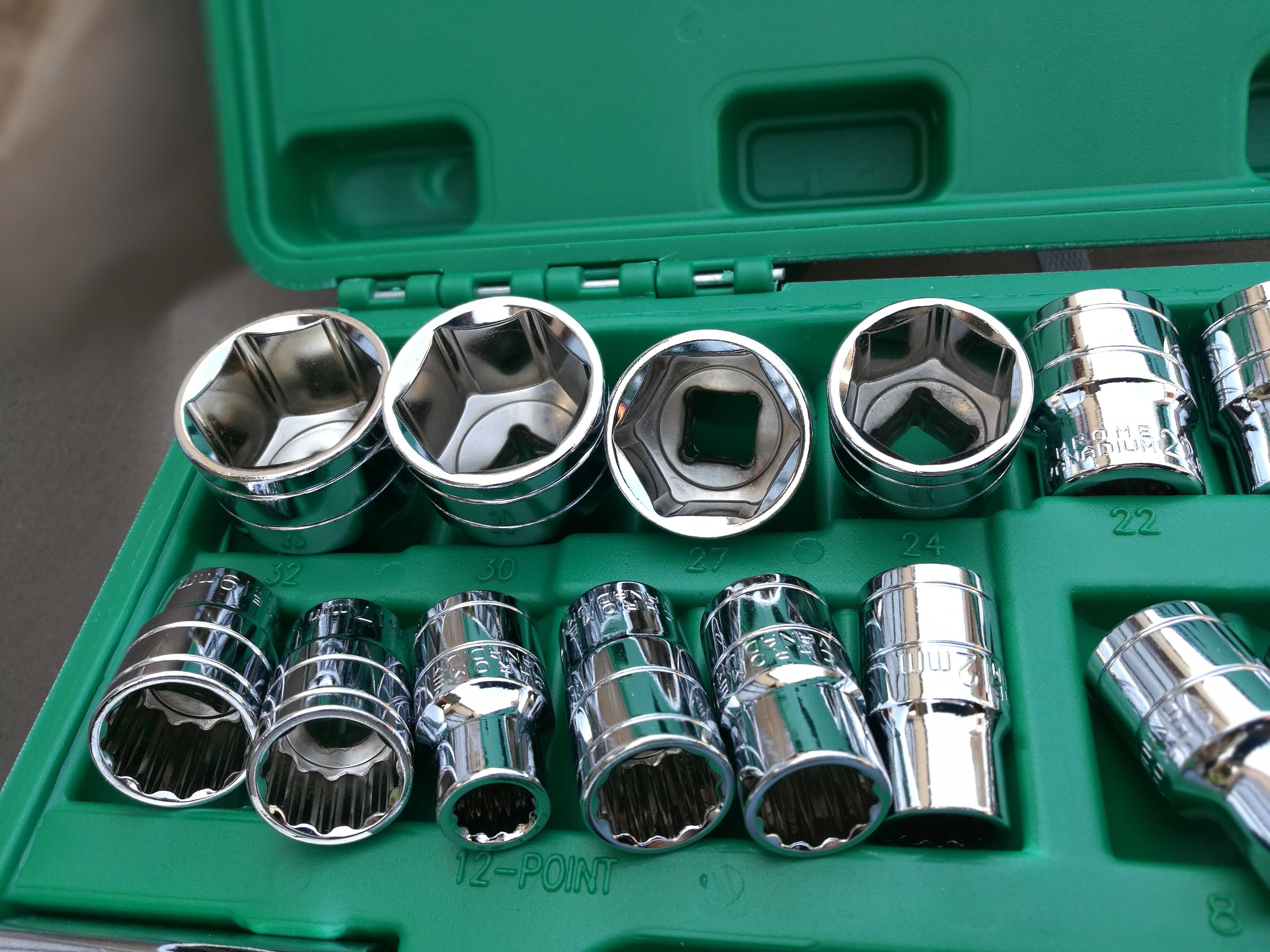 大飞套筒套装棘轮快速扳手六角梅花套桶工具汽修专用整套机修组套