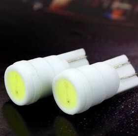 示宽灯 陶瓷led超亮示宽灯改装牌照灯日行灯led小灯泡白色冰蓝T10