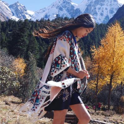披肩斗篷女e秋冬加厚民族风西藏青海云南丽江旅游针织流苏围巾两