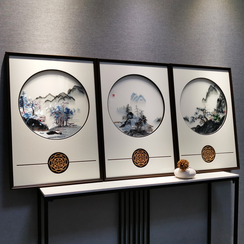 新中式山水苏绣成品带框挂画沙发背景墙装饰挂画三联松山雅居实木