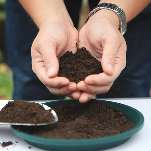 中古纯天然蚯蚓粪有机肥种菜养花牛粪养殖蚯蚓粪肥料花卉蔬菜肥料