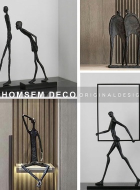 现代抽象黑色铁艺坐姿人物雕塑z摆件样板房售楼处大厅软装饰品摆