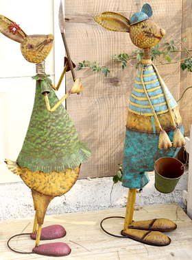 岛拉铁艺情侣可爱兔子园艺摆件景观园林装饰小兔别墅花园阳台装饰