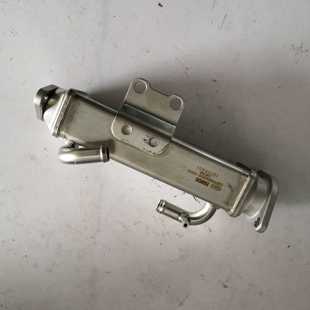 一汽锡柴4DB1发动机EGR冷却器解放虎VN锡柴4DB1发动机EGR冷却器