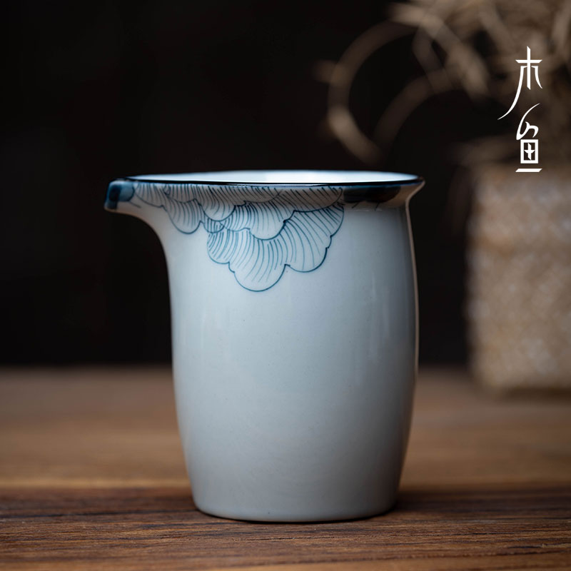 木鱼 手绘芙蓉公道杯 青花瓷分茶器仿古陶瓷茶具釉下彩公杯茶海