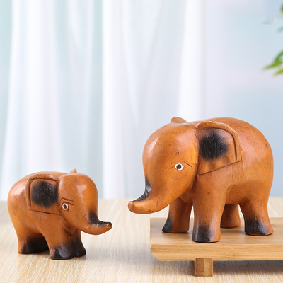 东南亚特色实木雕刻呆萌小象摆件泰国装饰工艺品吉象桌面摆设礼品