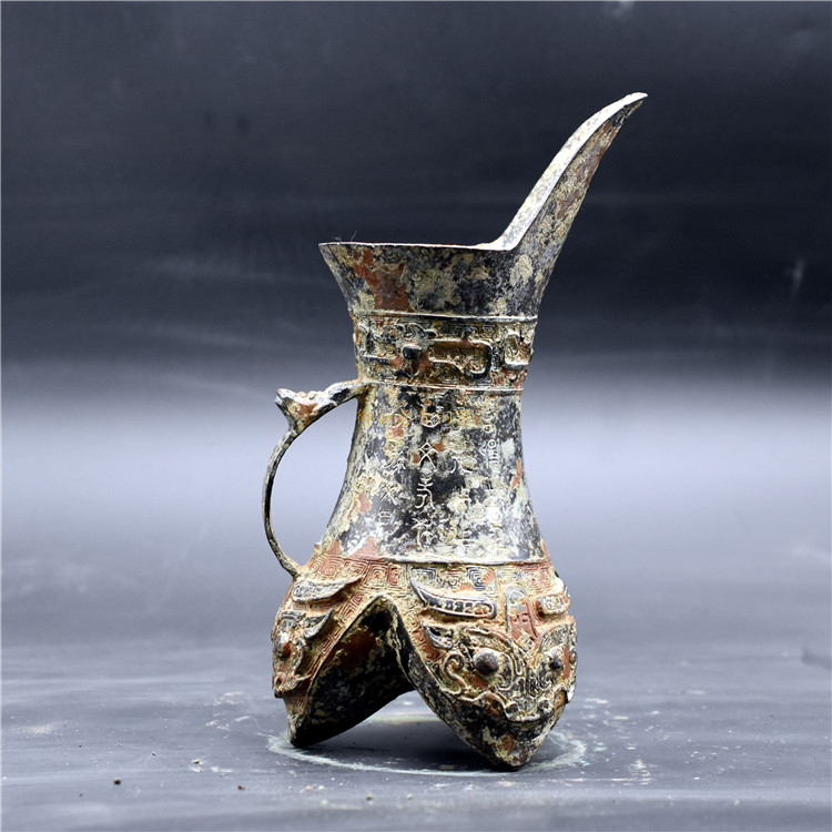 仿古青铜器古玩收藏三足斝商周青铜酒具酒博物馆装饰展览铜艺术品