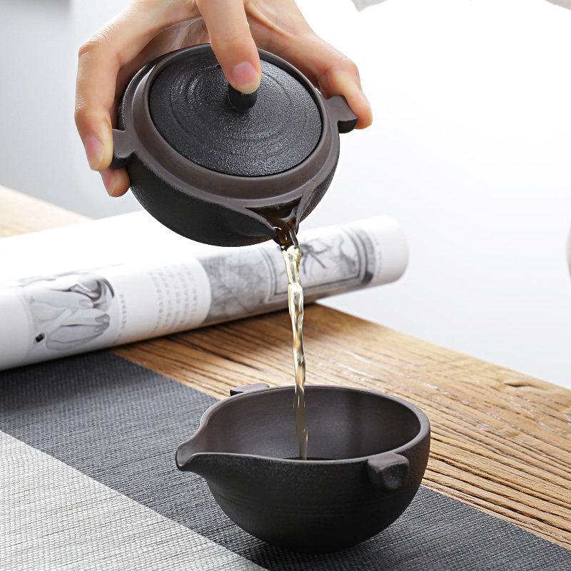 功夫茶具套组黑陶旅行套装一壶三杯个性茶道便携式茶具车载鱼型嘴
