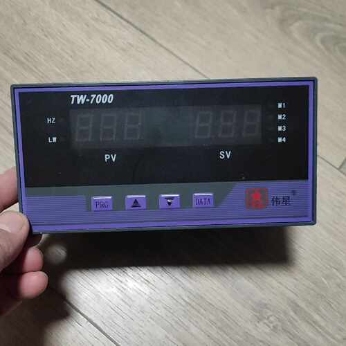 议价-TW-7000供水控制器 1块，可维修