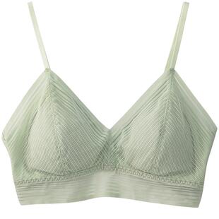 有致真丝内衣女法式性感蕾丝微透三角杯细肩带无钢圈桑蚕丝文胸