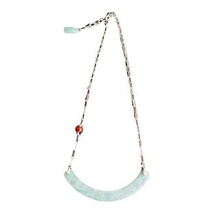 翡翠玉衡玉兰花尾缀纯银方链简致项链：多情总被无情恼