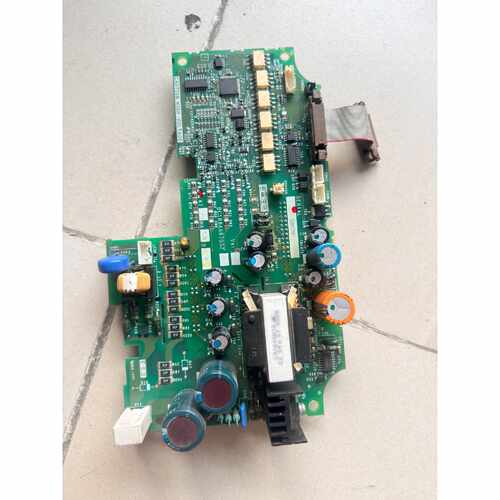 议价变频器主板BC186A697G52A74MA7.5B维修
