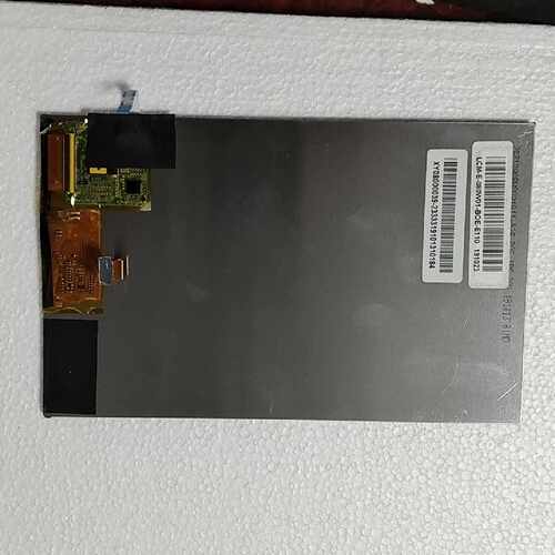 8寸液晶屏，LCM-E-080W01，正常使用，成色好。—议价