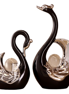 天鹅创意摆件轻奢高档装饰品