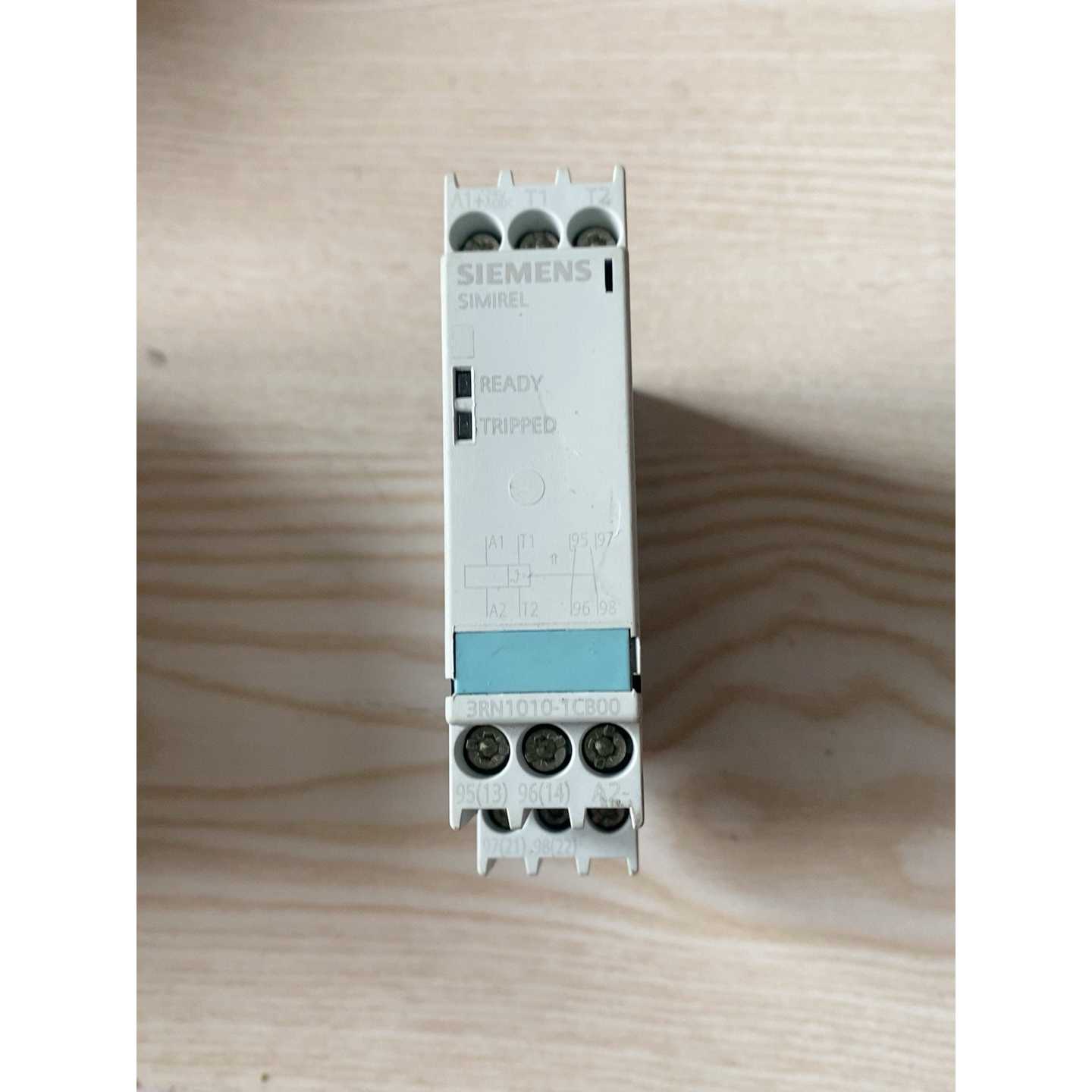 议价-电机保护热继电器 型号:3RN1010-1CB00,有