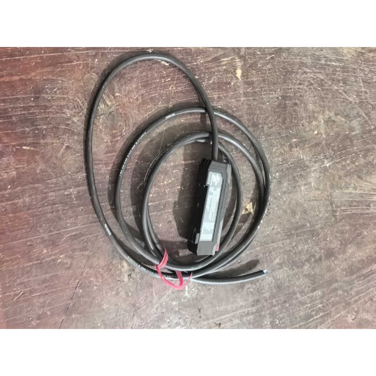 议价基恩士光电传感器，FS-MC8N，包装盒没有了，好像是新的没