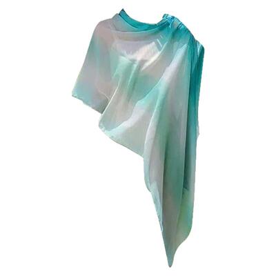 新中式盘扣渐变披肩女旅行度假