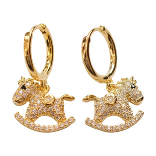 《马上有钱》本命年金色小马爆闪镶钻铜钱木马耳扣耳环耳夹耳饰女