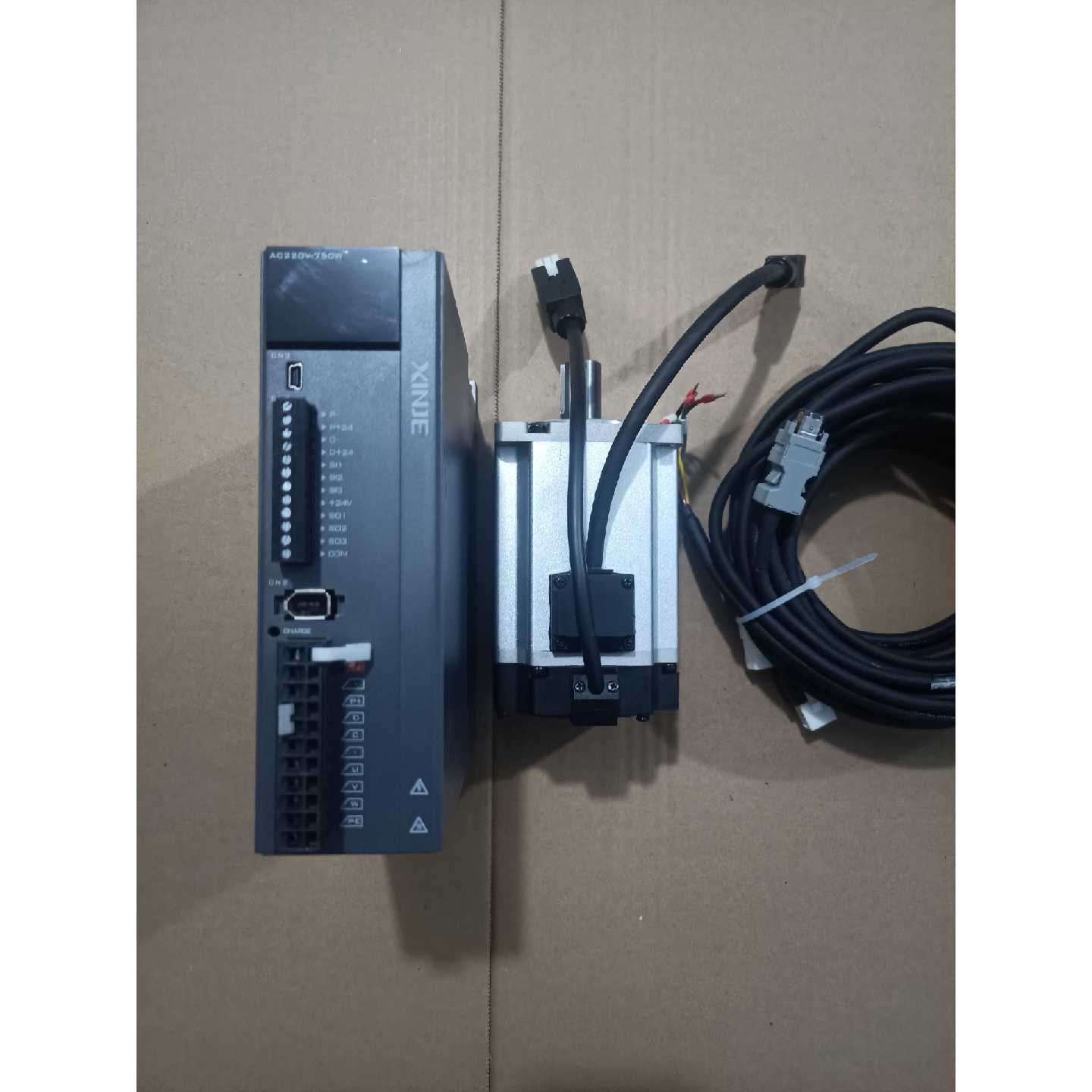 议价信捷伺服电机套装DS5L1系列750w脉冲，成色95新，长期图片