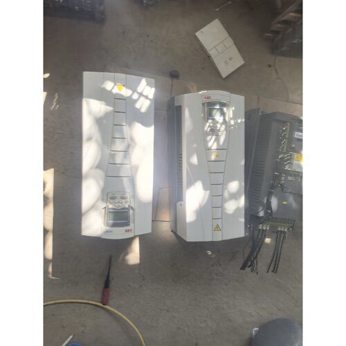 议价ABB变频器ACS51001038A418.5KW维修