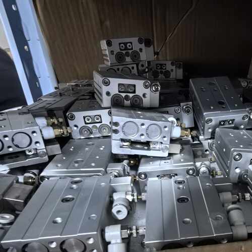 HLS12X30SAS 亚德客 精密滑台 气动元件