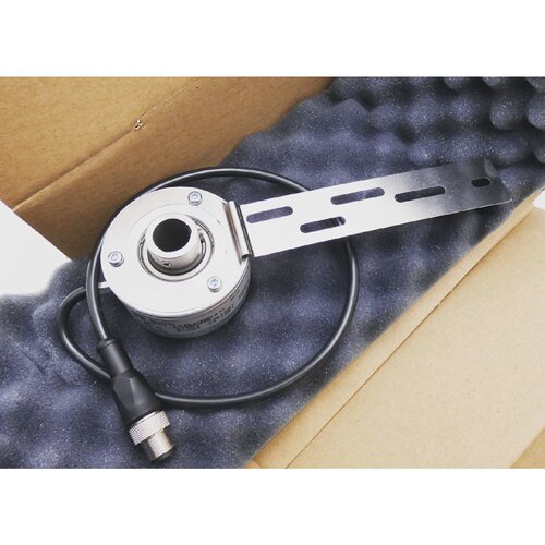 Baumer ITD 27A 4Y11 4H BX K10SK4S14 4ppr 826VDC Encoder Unus