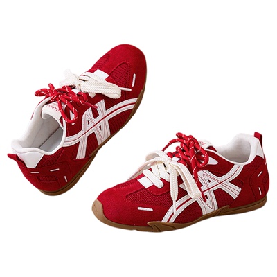 达芙妮网面透气百搭休闲德训鞋