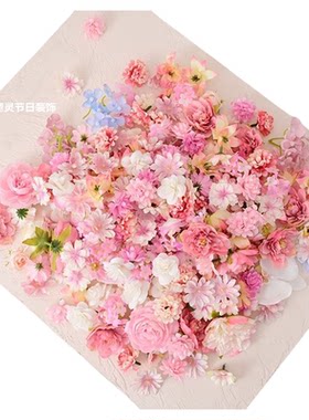 粉色仿真花朵簪花环婚庆装饰布景