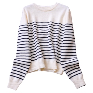 撞色条纹细腻柔软锁温保暖圆领长袖毛衣针织衫女M408