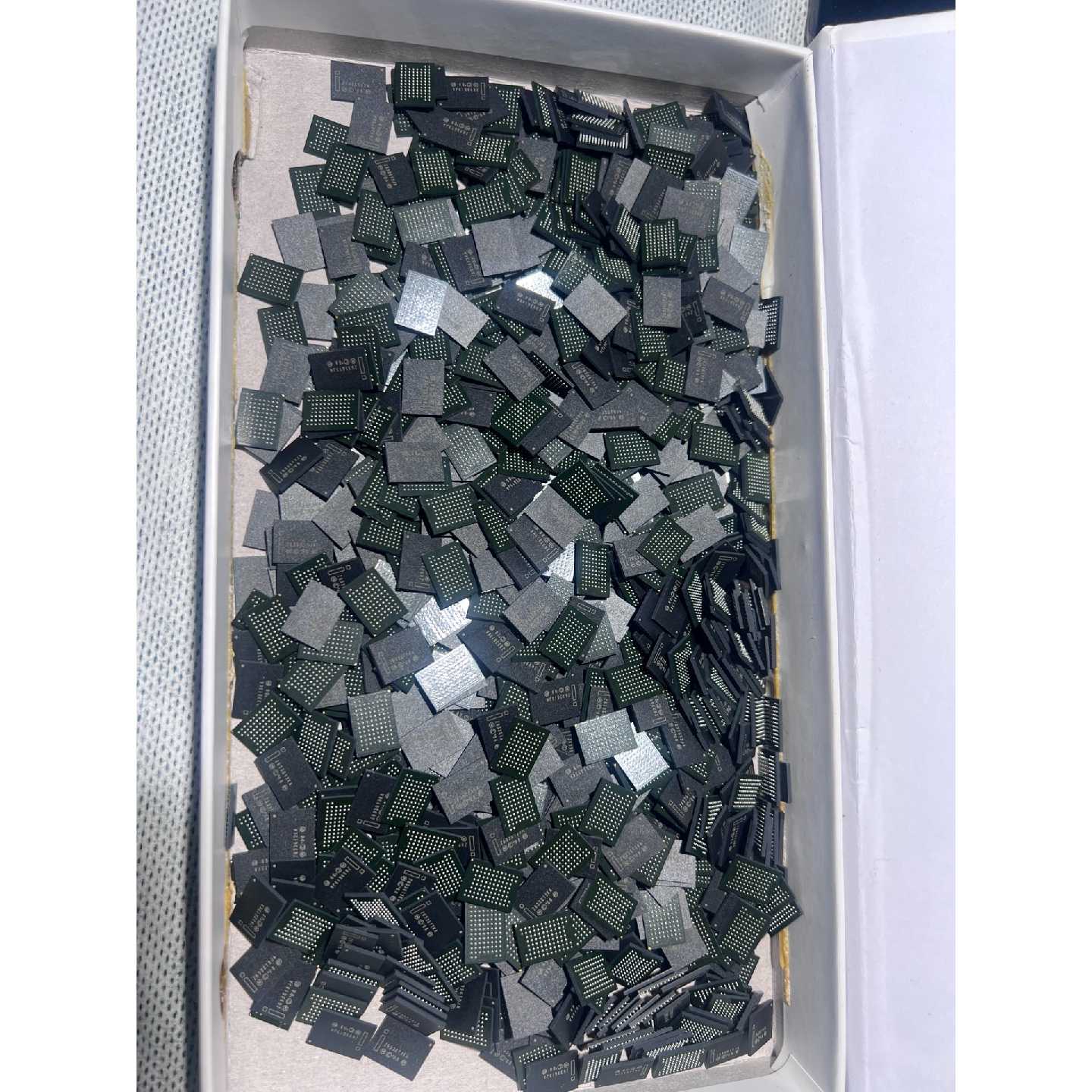 【请询价】MICRON镁光NORFLASH内存